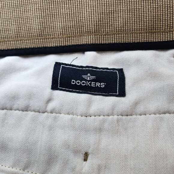 Camel Coloured Pleated Trousers for Men - Picture 8 of 8